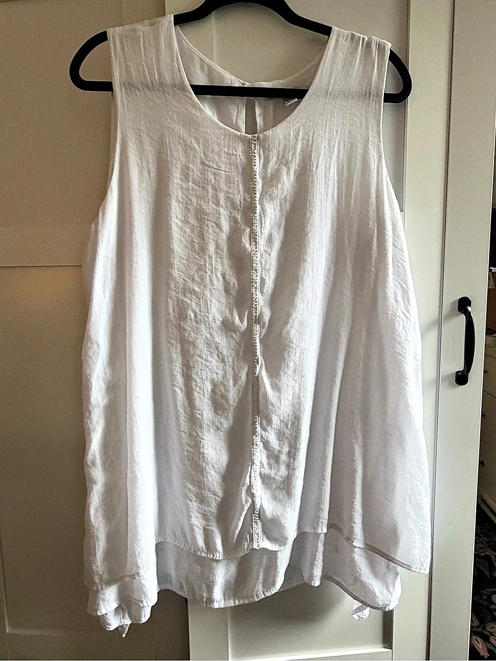 Fever White Sleeveless Tunic Size XXL Like New